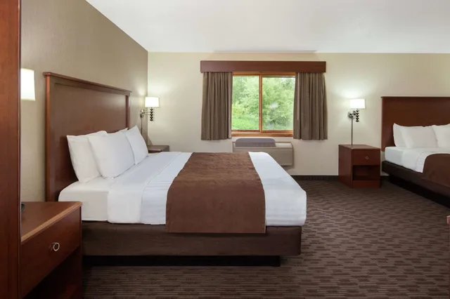 جناح بسريرين كوين، Americinn By Wyndham Ironwood 1/4