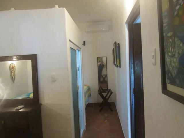 غرفة رباعية بسرير مزدوج وسريرين منفصلين بإطلالة على البحر، Marbella Eco Lodge 9/9
