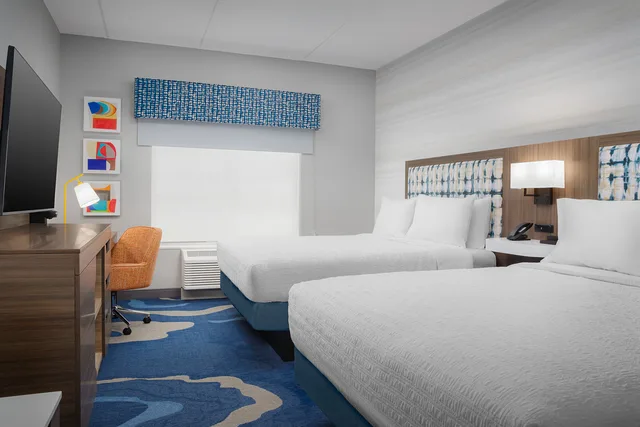 جناح بسريرين كوين بغرفة نوم واحدة، Hampton Inn and Suites Naples South FL 1/2
