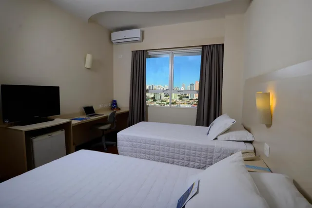 غرفة سوبيريور بسريرين منفصلين، Golden Blue Hotel 2/6