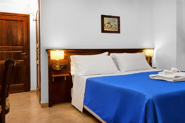 غرفة قياسية بسرير مزدوج أو سريرين منفصلين، Hotel Villa de Pasquale 1/3