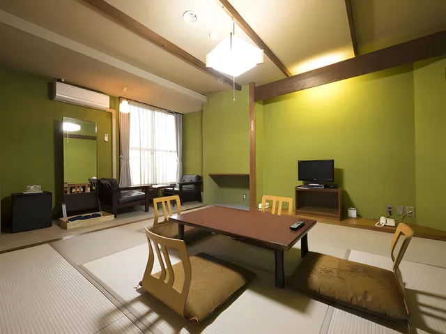 غرفة يابانية، Oka Hotel 1/2