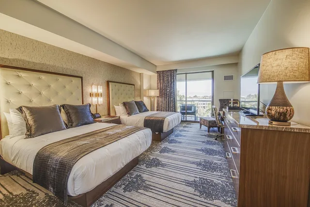 غرفة رباعية بشرفة، Legacy Resort Hotel And Spa 1/1