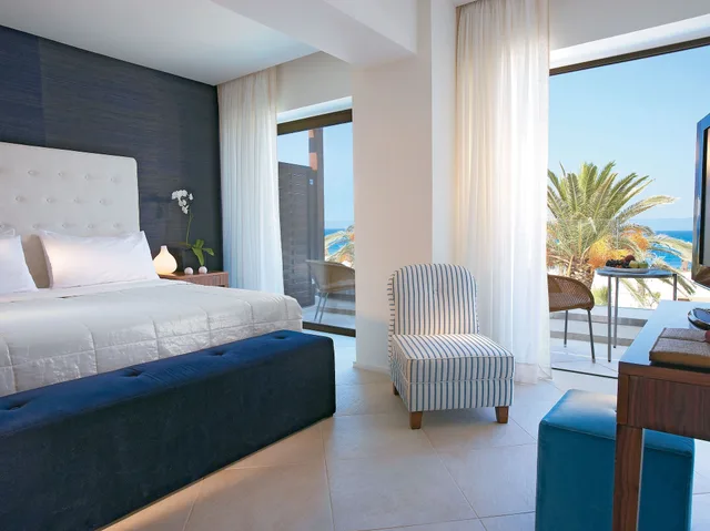 غرفة سوبيريور بإطلالة على الحديقة، Amirandes, A Resort to Live 3/10