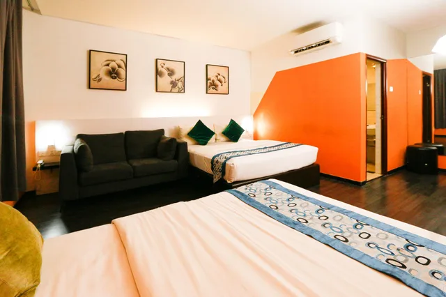غرفة ديلوكس عائلية بسريرين كوين، Swing & Pillows at Golden Roof Hotel Ampang, Ipoh 2/2