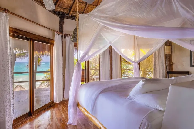 Upper, King Bed, Beach Front، Encantada Tulum 1/5