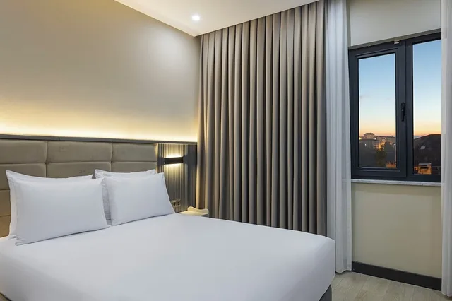 غرفة قياسية بسرير كوين، Garner Hotel Istanbul - Airport Arnavutkoy by IHG 1/5