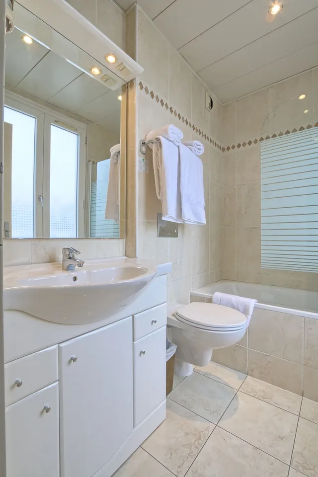 غرفة بسرير مزدوج، 121 Hotel Paris 3/3