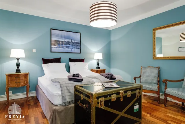 جناح سوبيريور بسريرين كينج وسرير فردي بشرفة، FREYJA GUESTHOUSE & SUITES 8/9