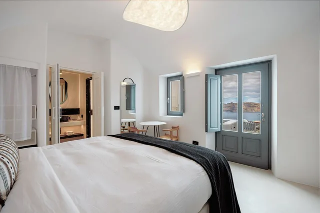House, Caldera View, Hot Tub, IKIES Santorini 3/7