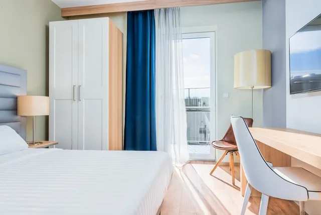 suite capacity 3، Akeah Verdi Budapest 2/4
