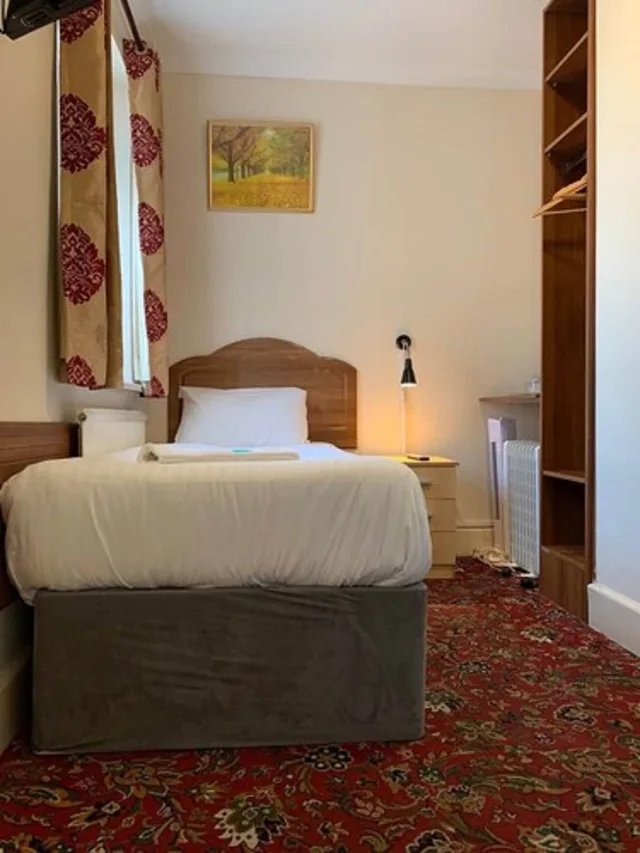 غرفة مفردة بحمام مشترك، Twickenham Guest House 4/6