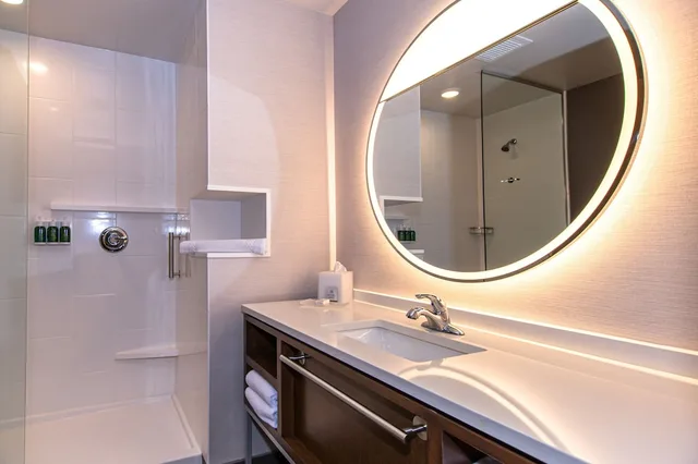جناح استوديو بسريرين كوين بإطلالة على الفناء مع أريكة، Courtyard by Marriott Rapid City 6/6