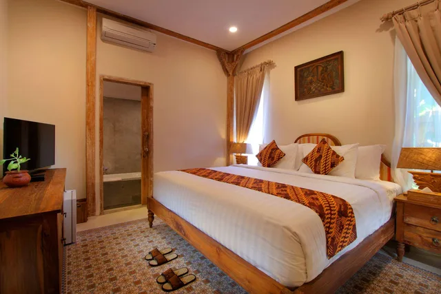 2 Bedrooms, Duplex, Joglo, Villa, Private Pool، Suarti Boutique Village 3/3