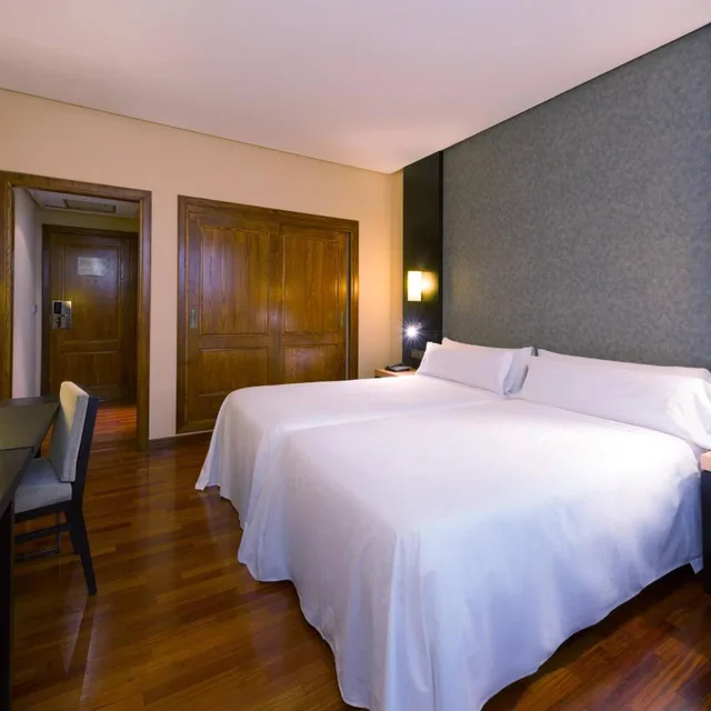 غرفة قياسية بسرير كينج، Hotel Murcia Rincon de Pepe Affiliated by Melia (ex Tryp Murcia) 4/10