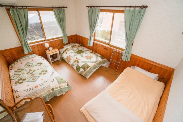 Relax, Deluxe, Triple, Twin Beds، Guesthouse Chaconne Karuizawa 1/1