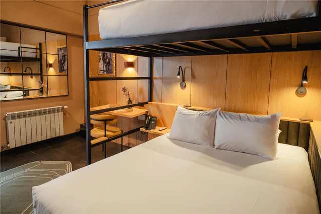 غرفة بسرير بطابقين وسرير كوين، Motto by Hilton Cusco 1/6