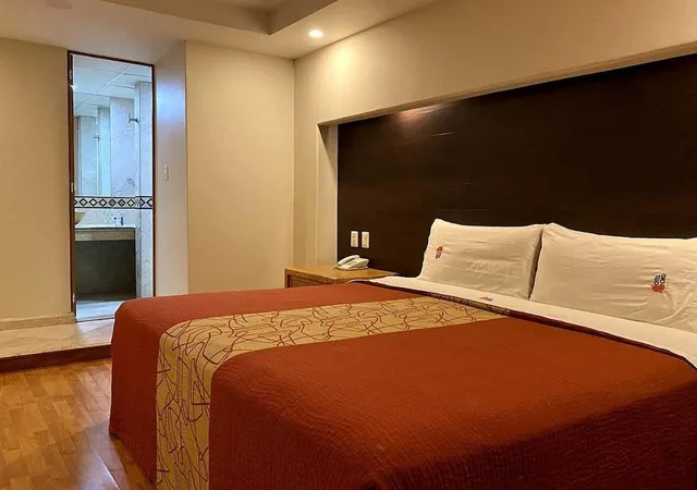 غرفة قياسية بسرير كينج، Hotel Lord 1/10