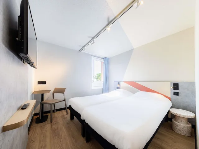 غرفة بسريرين منفصلين، Ibis Budget Beziers Est Mediterranee 1/5