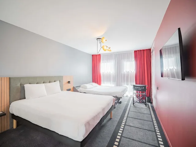 Executive, Double Bed, Sofa, ibis Styles Lens Centre Gare 2/10