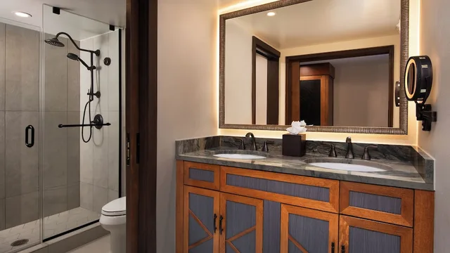 2 Bedrooms, Suite, King Bed, 2 Queen Beds, Sofa, Club Floor، Disneys Animal Kingdom Lodge 3/3