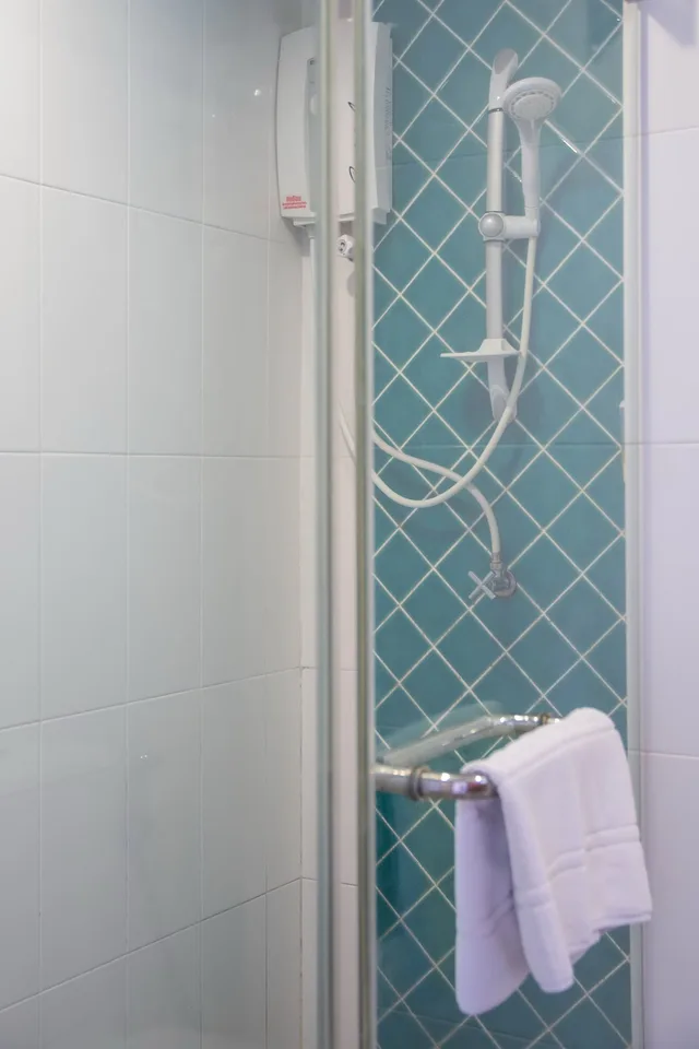 غرفة عائلية بسريرين مزدوجين بشرفة، LANTA CASUARINA BEACH RESORT 5/5