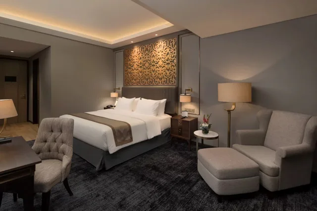 غرفة تنفيذية، Sutasoma Hotel 2/2
