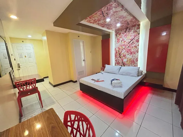 Regency, Queen Bed، Hotel Sogo Sta. Rosa Laguna 1/1