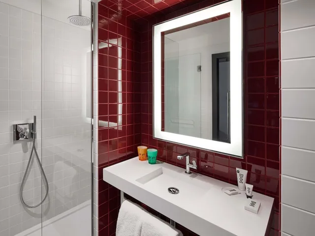 Mama, Medium, Twin Beds، Mama Shelter Luxembourg 4/7