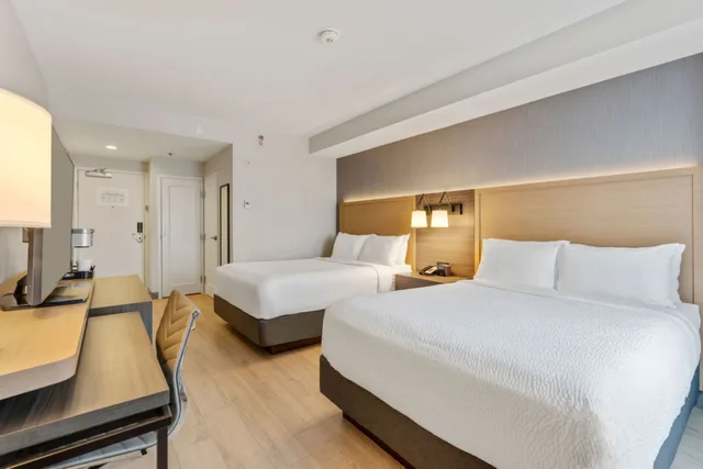 غرفة بسريرين كوين، Holiday Inn Ottawa Kanata 1/6