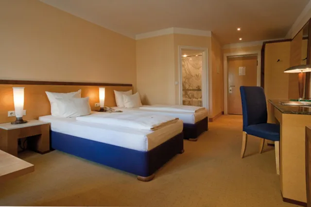 غرفة كومفورت بسرير كينج بإطلالة على النهر، Sorat Insel-Hotel Regensburg 2/9