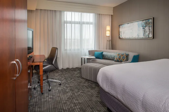 غرفة بسرير مزدوج لذوي الإعاقة، Courtyard By Marriott Gaithersburg Washingtonian Center 4/9