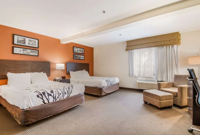 غرفة بسريرين كوين لذوي الإعاقة، Sleep Inn & Suites Ronks - Lancaster Area 1/2