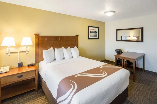 غرفة بسريرين كوين لذوي الإعاقة، Quality Inn & Suites Coeur D'alene, ID 3/5