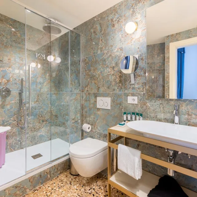Marco Polo, Suite, King Bed، Palazzo Keller 5/6