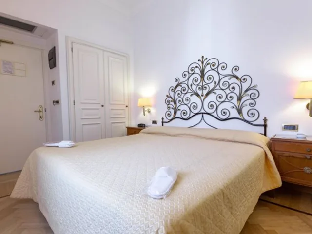 غرفة كلاسيكية بسرير مزدوج، Grand Hotel Villa Balbi 1/2