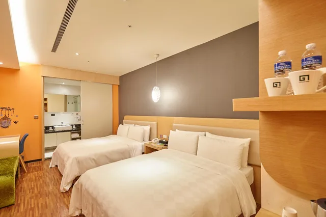 Family, Basement, 2 Queen Beds, No Window، Hotel G7 Taipei 1/1