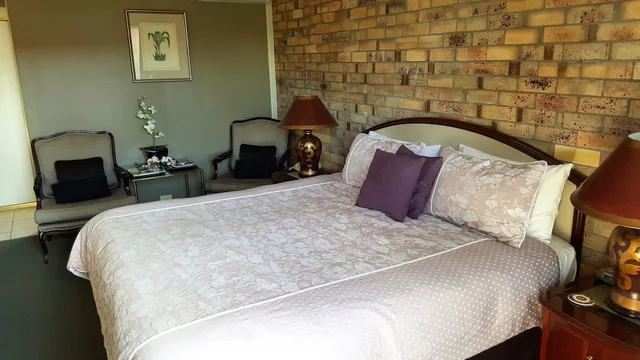 Superior, King Bed, Centre Point Mid City Motor Inn 4/6