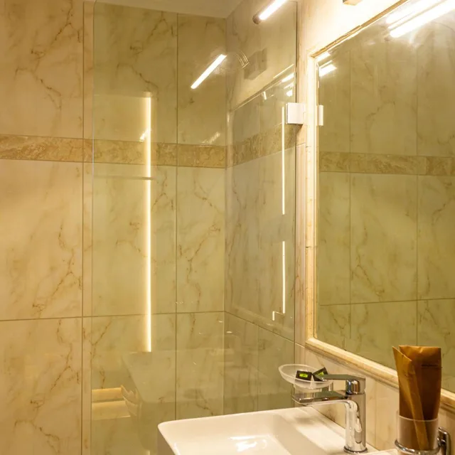 جناح جونيور، Zante Pantheon Hotel 7/10