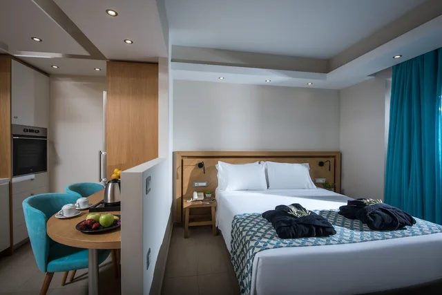 Deluxe, Suite, Queen and Twin Beds, Sea View, Two Story، Royal and Imperial Belvedere 1/1