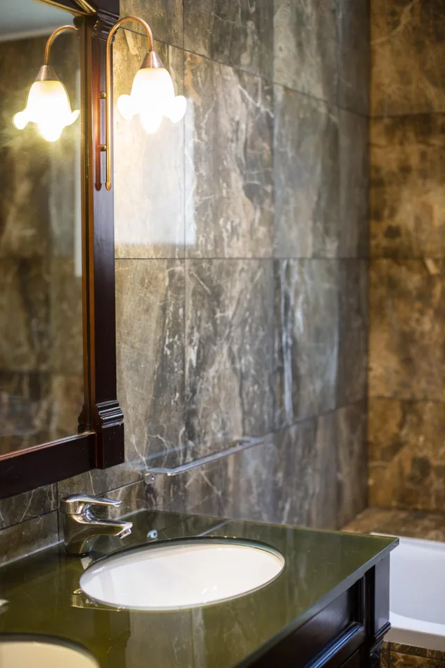 جناح عائلي، Hotel Les Voyageurs 8/10