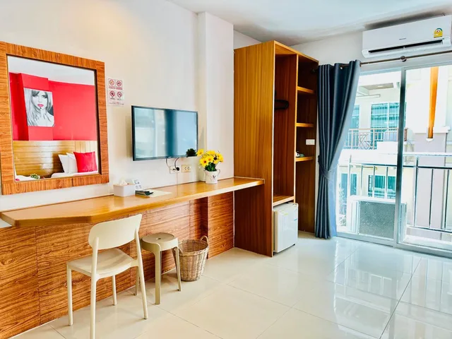 غرفة سوبيريور بسرير مزدوج، PJ PATONG RESORTEL 7/10