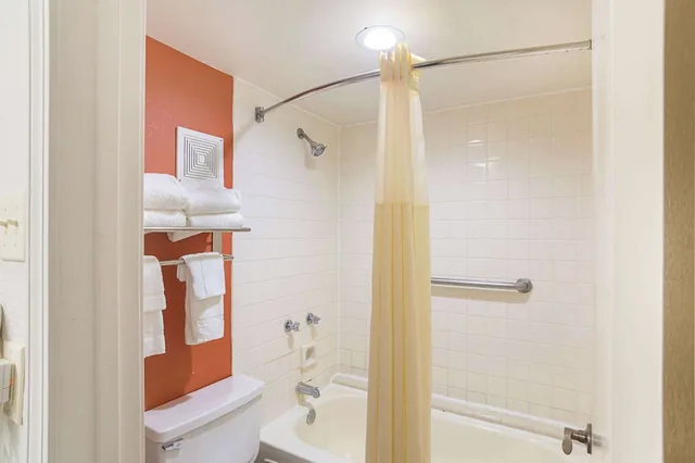 غرفة بسريرين كوين بمطبخ صغير، Quality Inn Amarillo I-40 East 3/3