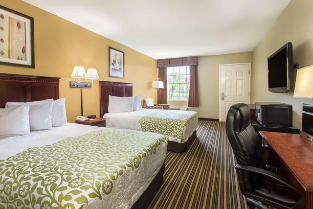 Room, 2 Double Beds, Smoking, Days Inn by Wyndham Leesville 3/4