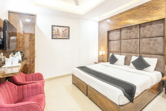 HOTEL COSMO، Karol Bagh، دلهي 11/55