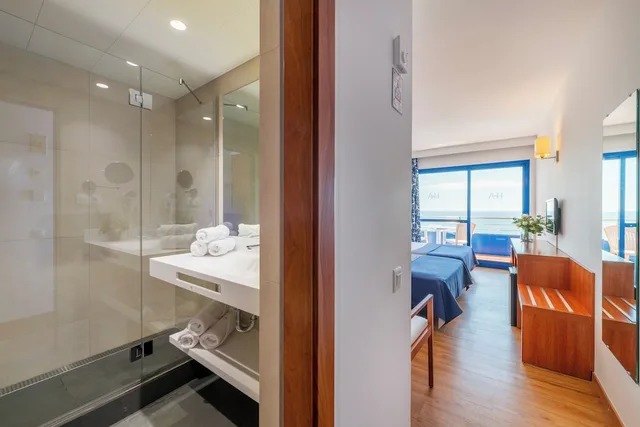 غرفة سوبيريور بسريرين مزدوجين بإطلالة على المسبح، Hotel Tahiti Playa 8/8