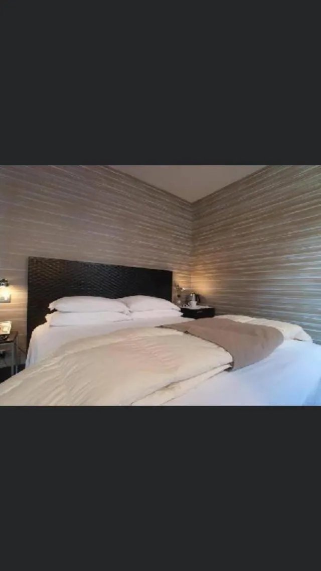 جناح جونيور، Mh Design Hotel 6/9
