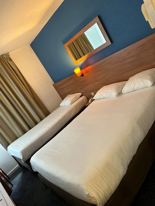 Standard, 1 Double and 1 Single Bed, Kyriad Marne La Vallee - Torcy 2/10