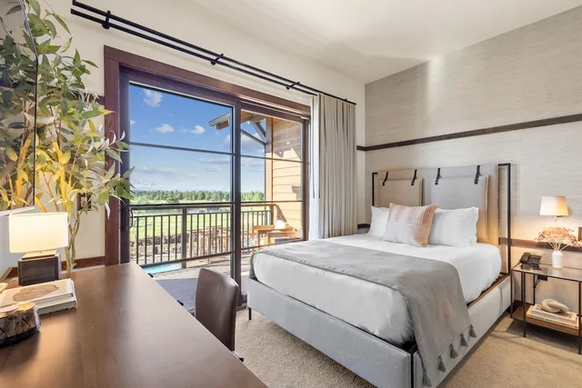 1 Bedroom, Superior, Suite, King Bed, Murphy Bed, Mountain View, Accessible، Juniper Preserve 1/5