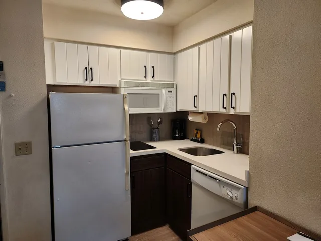 جناح استوديو بسرير كينج، Staybridge Allentown Bethlehem Airport Suites 4/4
